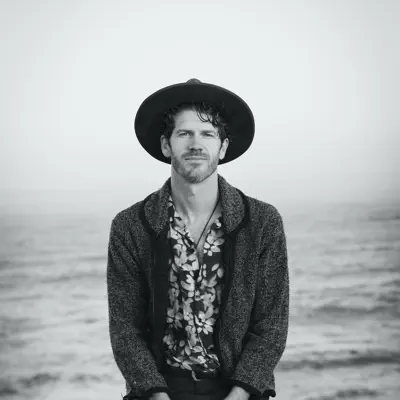 Listen to Scott Elliott Ferreter, watch music videos, read bio, see tour dates & more!