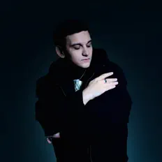 Escucha a РЭЙДИ, mira videos musicales, lee su biografía, consulta las fechas de las gira y más.