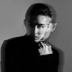 Ouça Arran Noir, assista a videoclipes, leia a biografia, veja as datas das turnês e mais!