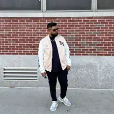 收听 DJ Trevon、观看音乐视频、阅读小传、查看巡演日期等 ！