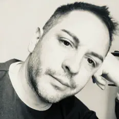 Écoutez VITO, regardez des vidéoclips, lisez la biographie, consultez les dates de tournée et plus encore !