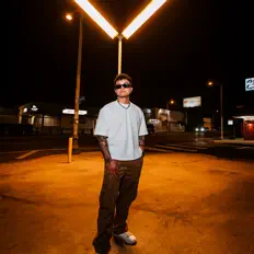 Escucha a Busterkun, mira videos musicales, lee su biografía, consulta las fechas de las gira y más.