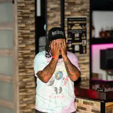 Luister naar Lil Nino, bekijk muziekvideo's, lees de bio, bekijk de tourdata, en meer!