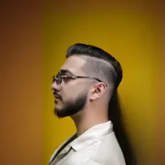 Dengarkan Turo, tonton video musik, baca bio, lihat tanggal tur & lainnya!