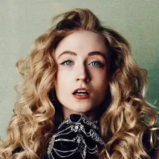 聆聽 Janet Devlin、觀看音樂影片、閱讀小傳、查看巡演日期等！