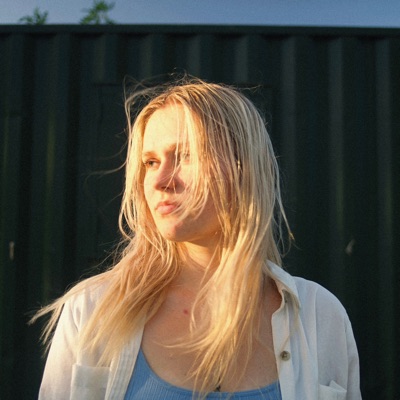 Listen to Josie Beth, watch music videos, read bio, see tour dates & more!
