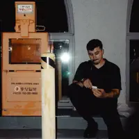 undefined: песни, клипы, биография, даты выступлений и многое другое.