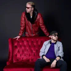 Hör dir D.R.P.M + D.W.B. an, schau dir Musikvideos an, lies die Biografie, finde Tourdaten und mehr!