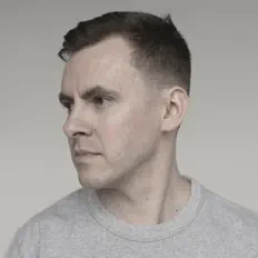 Escucha a Denis Shubin, mira videos musicales, lee su biografía, consulta las fechas de las gira y más.