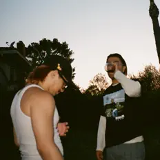 Ascolta NOWAY!, guarda video musicali, leggi la biografia, vedi le date del tour & altro!