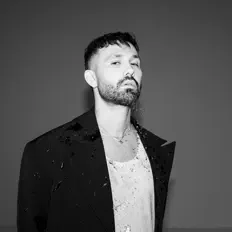 Dengarkan Yasin Torki, tonton video musik, baca bio, lihat tanggal tur & lainnya!