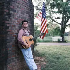 Dengarkan Oen Mowell, tonton video musik, baca bio, lihat tanggal tur & lainnya!