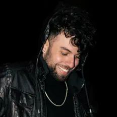 收听 P. Kruise、观看音乐视频、阅读小传、查看巡演日期等 ！