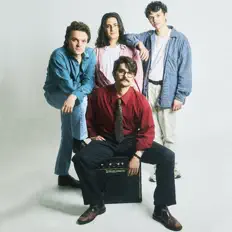 Ascolta Martini Police, guarda video musicali, leggi la biografia, vedi le date del tour & altro!