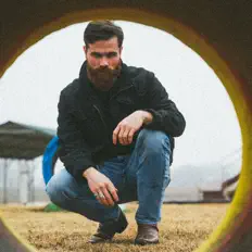 bridal dinle, müzik videolarını izle, biyografisini oku, tur tarihlerini ve daha fazlasını gör!