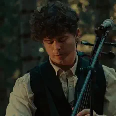 Ouve Lovejack, vê vídeos de música, lê a biografia, vê as datas da digressão e muito mais!