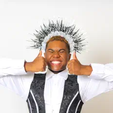 聆聽 MarTrise Rodriguez、觀看音樂影片、閱讀小傳、查看巡演日期等！