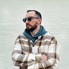 Listen to Хонест, watch music videos, read bio, see tour dates & more!