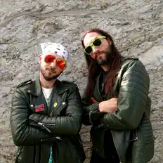 Dengarkan Balkun Brothers, tonton video musik, baca bio, lihat tanggal tur & lainnya!