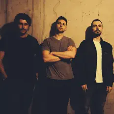 Home for the Weekendを聴いたり、ミュージックビデオを鑑賞したり、経歴やツアー日程などを確認したりしましょう！