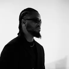 Poslechněte si interpreta PHALO, sledujte hudební videa, přečtěte si životopis, podívejte se na data turné a další informace.