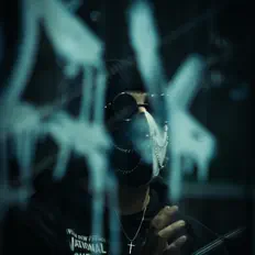 Ascolta Forense, guarda video musicali, leggi la biografia, vedi le date del tour & altro!