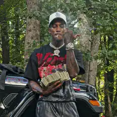 Poslechněte si interpreta YCB Pesso, sledujte hudební videa, přečtěte si životopis, podívejte se na data turné a další informace.