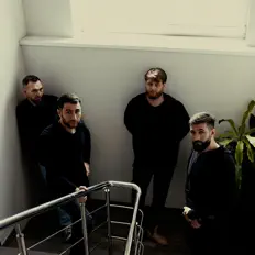 Escucha a Sula Fray, mira videos musicales, lee su biografía, consulta las fechas de las gira y más.