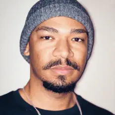 Escucha a LWRNC LIES, mira vídeos musicales, lee la biografía, consulta fechas de giras y mucho más.