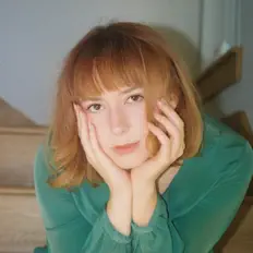 Hör dir Jordana an, schau dir Musikvideos an, lies die Biografie, finde Tourdaten und mehr!