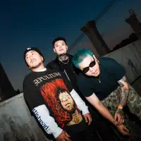 Escucha a undefined, mira videos musicales, lee su biografía, consulta las fechas de las gira y más.