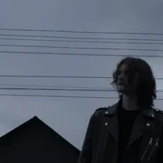 Tavet dinle, müzik videolarını izle, biyografisini oku, tur tarihlerini ve daha fazlasını gör!