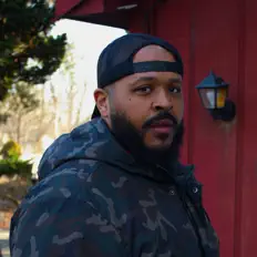 Dengarkan 6ixrings, tonton video musik, baca bio, lihat tanggal tur & lainnya!