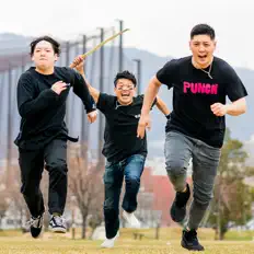 收听 The beep beep beep、观看音乐视频、阅读小传、查看巡演日期等 ！