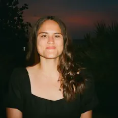 Escucha a Caylie Catoe, mira vídeos musicales, lee la biografía, consulta fechas de giras y mucho más.