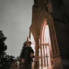 Écoutez justknow, regardez des vidéoclips, lisez la biographie, consultez les dates de tournée et plus encore !