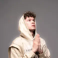 Escucha a babycur1s, mira videos musicales, lee su biografía, consulta las fechas de las gira y más.