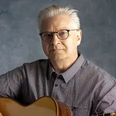 Paul Lecompte dinle, müzik videolarını izle, biyografisini oku, tur tarihlerini ve daha fazlasını gör!