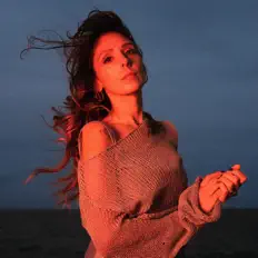 收听 Aslı Demirer、观看音乐视频、阅读小传、查看巡演日期等 ！