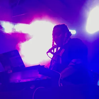 Listen to DJ Bigg Rich, watch music videos, read bio, see tour dates & more!