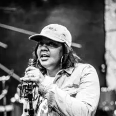 Escucha a Rezult, mira videos musicales, lee su biografía, consulta las fechas de las gira y más.