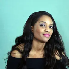 聆聽 Maranda LoveJones、觀看音樂影片、閱讀小傳、查看巡演日期等！