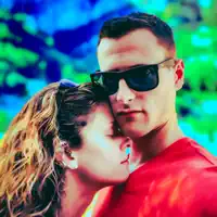 Ouça undefined, assista a videoclipes, leia a biografia, veja as datas das turnês e mais!