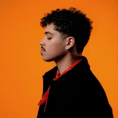 Andreewを聴いたり、ミュージックビデオを鑑賞したり、経歴やツアー日程などを確認したりしましょう！