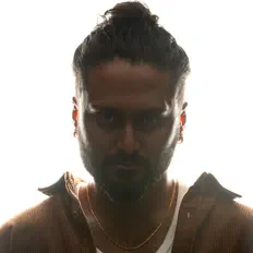 Ascolta Kayar, guarda video musicali, leggi la biografia, vedi le date del tour & altro!