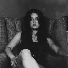 Escucha a Madison Hughes, mira vídeos musicales, lee la biografía, consulta fechas de giras y mucho más.