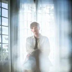 聆聽 Quentin Sauvé、觀看音樂影片、閱讀小傳、查看巡演日期等！