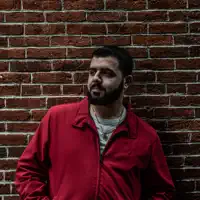 undefined을(를) 듣고, 뮤직 비디오를 보고, 약력을 읽고, 투어 일정 등을 확인하세요!