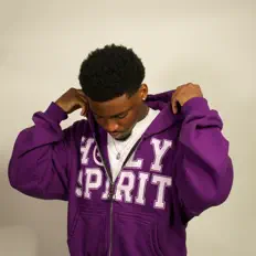 ALLØ सुनें, म्यूज़िक वीडियो देखें, बायो पढ़ें, दौरे की तारीखें और बहुत कुछ देखें!