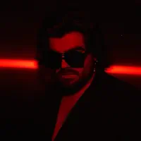 收听 undefined、观看音乐视频、阅读小传、查看巡演日期等 ！